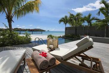 هتل Ja Enchanted Waterfront Seychelles