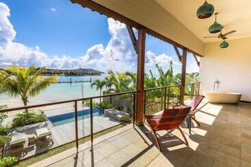 هتل Ja Enchanted Waterfront Seychelles