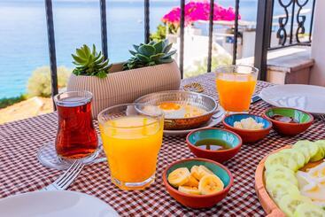 هتل Kaş Old Town
