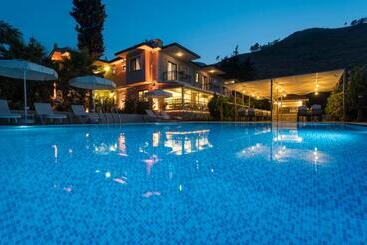 Otto Palace Boutique - Kumluca