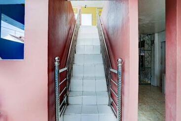 هتل Oyo 90190 Asha Kost Syariah