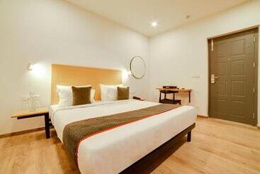 酒店 Super Townhouse Hosur Main Road Bommanahalli Near Gopalan Innovation Mall