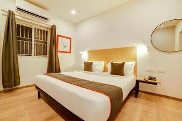 Hotel Super Townhouse Hosur Main Road Bommanahalli Near Gopalan Innovation Mall