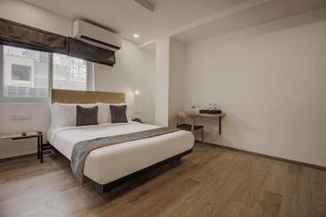 Отель Super Townhouse Begumpet Near Hyderabad Central