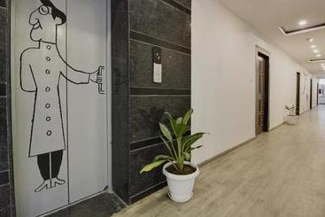 בית מלון כפרי Super Townhouse Begumpet Near Hyderabad Central