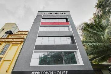 Отель Super Townhouse Begumpet Near Hyderabad Central