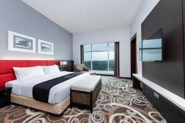 Raia Hotel & Convention Centre Kuching