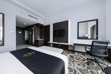 Raia Hotel & Convention Centre Kuching