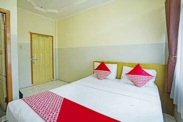 هتل Rd Premium By Oyo Rooms