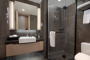 هتل Somerset Southbay Zhuhai