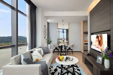 هتل Somerset Southbay Zhuhai