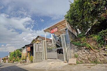 هتل Villa Dua Dua By Oyo Rooms