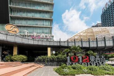 Ji Hotel Hefei 1912 Bar Street