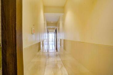 هتل Fabexpress Super 7 Inn   Nr Rabale Station