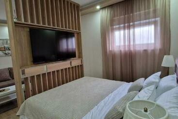 Apartmani I Sobe Gromilovic