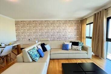 Faro Stylish 2 By Homing