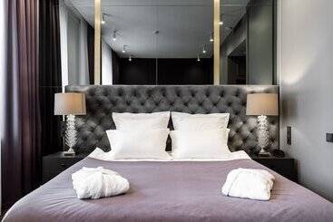 בית מלון כפרי Acqualina