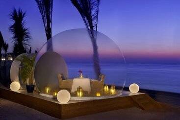 酒店 Anantara World Islands Dubai Resort