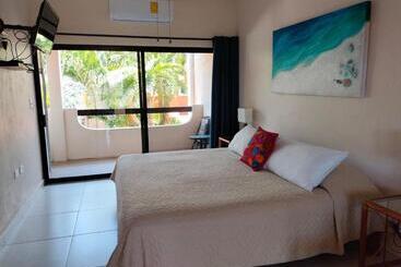 هتل Cabañas Puerto Morelos