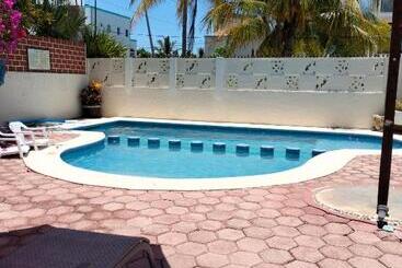 هتل Cabañas Puerto Morelos