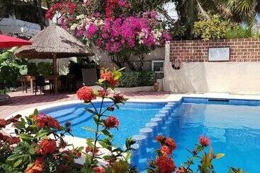 هتل Cabañas Puerto Morelos