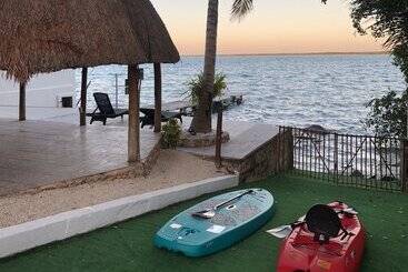 בית מלון כפרי Casa La Joya Bacalar