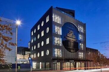 هتل Christchurch City
