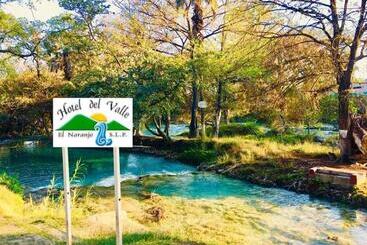 هتل Del Valle