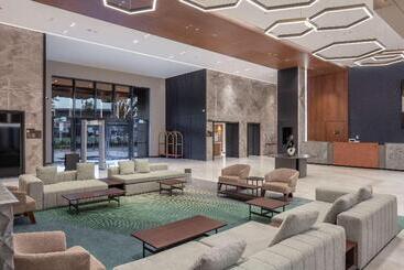 هتل Doubletree By Hilton Canakkale