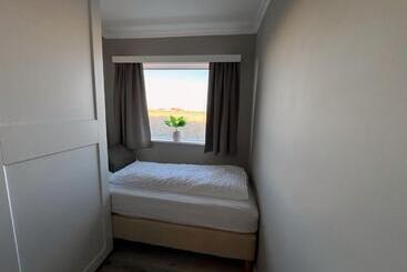 هتل Garður Apartments