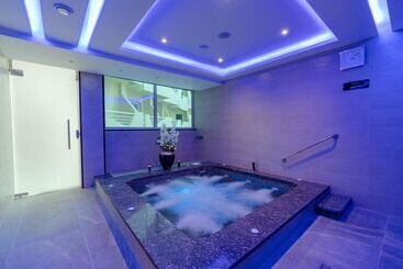 هتل Aqua Mondo Abu Soma Resort
