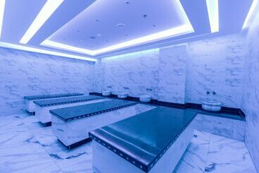 هتل Aqua Mondo Abu Soma Resort
