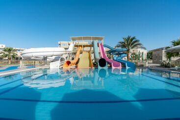 هتل Aqua Mondo Abu Soma Resort