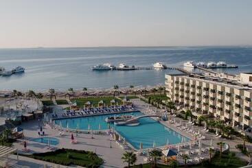 هتل Aqua Mondo Abu Soma Resort