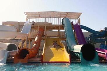 هتل Aqua Mondo Abu Soma Resort
