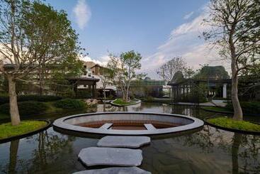 هتل Ramada Guilin Yangshuo Resort