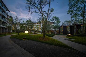 هتل Ramada Guilin Yangshuo Resort