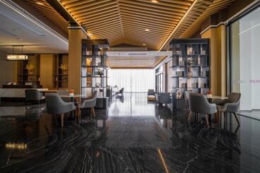هتل Ramada Guilin Yangshuo Resort