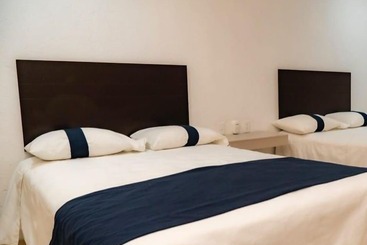 هتل Suites Milán Room