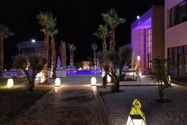 هتل Sumahan Suites & Spa