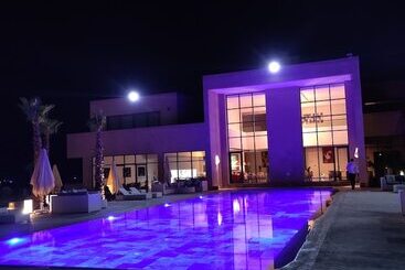 هتل Sumahan Suites & Spa