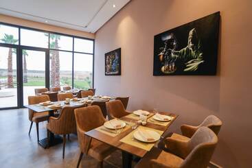 هتل Sumahan Suites & Spa