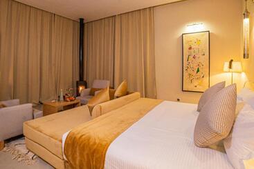 هتل Sumahan Suites & Spa