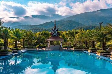 هتل Wyndham Xishuangbanna South Resort