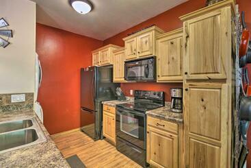 Show Low Condo Less Than 3 Mi To Fool Hollow Lake!