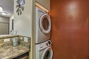 Show Low Condo Less Than 3 Mi To Fool Hollow Lake!