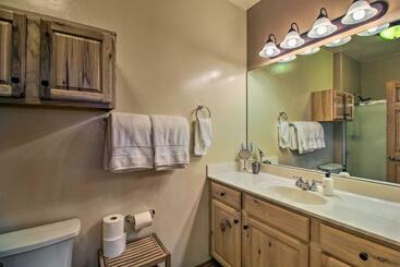 Show Low Condo Less Than 3 Mi To Fool Hollow Lake!
