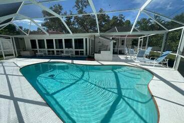 شقق خاصة سياحية Wave Cave Beach, Heated Pool, Bbq, Family, Friends, Fun