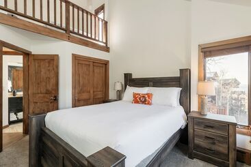 Crystal Chalet 12 By Avantstay Close To Town W Views Of San Sofia Ridge