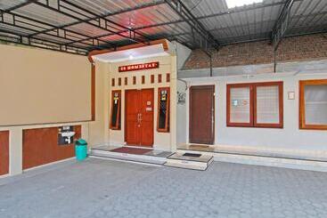 هتل Oyo 91487 Ib Homestay Syariah